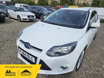 Ford Focus 1.0T EcoBoost Zetec Euro 5 (s/s) 5dr