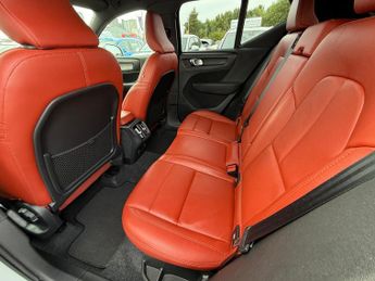Volvo XC40 1.5 T3 Inscription Auto Euro 6 (s/s) 5dr