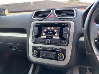 Volkswagen Scirocco 2.0 TDI GT DSG Euro 5 3dr