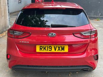 Kia Ceed 1.6 CRDi 3 DCT Euro 6 (s/s) 5dr