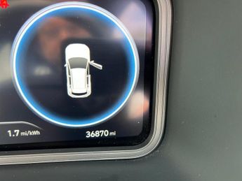 Hyundai KONA 64kWh Premium Auto 5dr (10.5kW Charger)