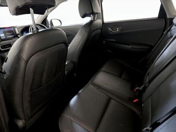 Hyundai KONA 64kWh Premium SE Auto 5dr (7kW Charger)