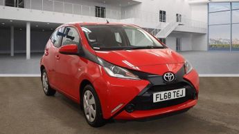 Toyota AYGO 1.0 VVT-i x-play x-shift Euro 6 5dr