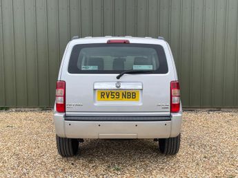 Dodge Nitro 2.8 CRD SXT 5dr
