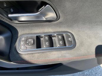 Mercedes-Benz A Class 1.3 A200 AMG Line (Premium) 7G-DCT Euro 6 (s/s) 5dr