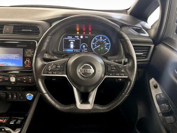 Nissan Leaf 40kWh Acenta Auto 5dr