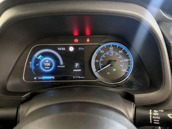 Nissan Leaf 40kWh Acenta Auto 5dr