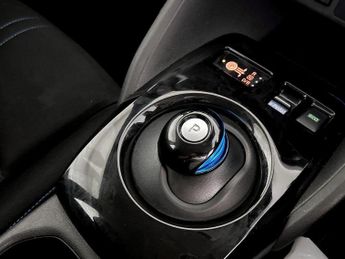 Nissan Leaf 40kWh Acenta Auto 5dr