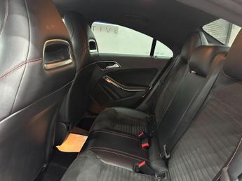 Mercedes-Benz CLA 1.6 CLA180 AMG Line Coupe 7G-DCT Euro 6 (s/s) 4dr