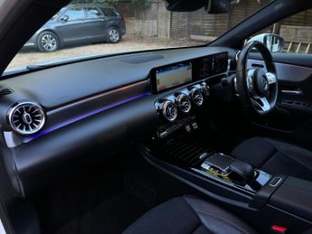 Mercedes-Benz A Class 1.3 A200 AMG Line (Premium) 7G-DCT Euro 6 (s/s) 5dr