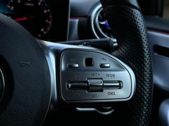 Mercedes-Benz A Class 1.3 A200 AMG Line (Premium) 7G-DCT Euro 6 (s/s) 5dr