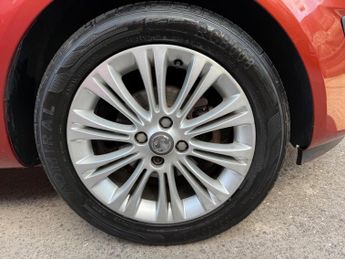 Vauxhall Corsa 1.4 16V SE Auto Euro 5 5dr