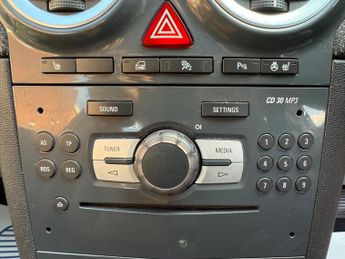 Vauxhall Corsa 1.4 16V SE Auto Euro 5 5dr