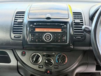 Nissan Note 1.6 16V Acenta Auto Euro 4 5dr