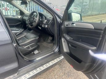 Mercedes-Benz M Class 3.0 ML350 V6 BlueTEC AMG Sport G-Tronic 4WD Euro 6 (s/s) 5dr