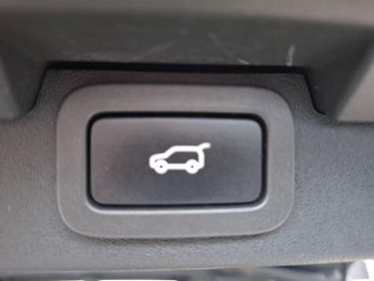 Land Rover Discovery 2.0 SD4 HSE Auto 4WD Euro 6 (s/s) 5dr