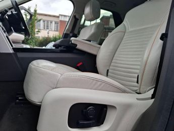 Land Rover Discovery 2.0 SD4 HSE Auto 4WD Euro 6 (s/s) 5dr