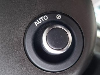 Land Rover Discovery 2.0 SD4 HSE Auto 4WD Euro 6 (s/s) 5dr