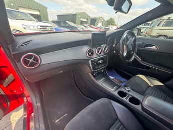 Mercedes-Benz GLA 2.1 GLA220 CDI AMG Line 7G-DCT 4MATIC Euro 6 (s/s) 5dr
