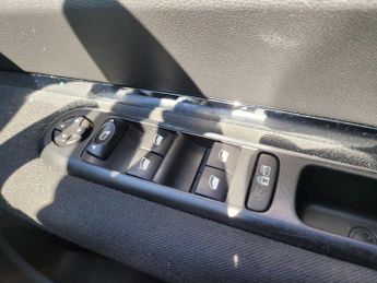 Peugeot 3008 1.6 HDi Active Euro 5 5dr