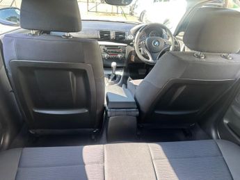 BMW 1 Series 2.0 118i SE Steptronic Euro 5 5dr