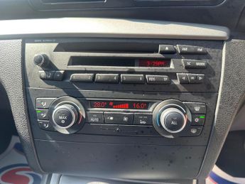 BMW 1 Series 2.0 118i SE Steptronic Euro 5 5dr