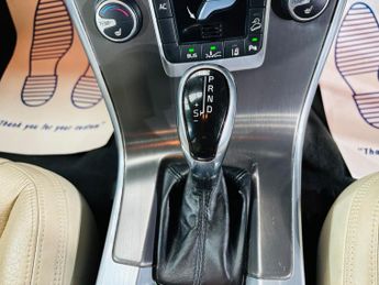 Volvo XC60 2.4 D5 SE Lux Nav Geartronic AWD Euro 5 5dr
