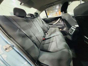 BMW 3 Series 3.0 330d SE Auto Euro 5 (s/s) 4dr