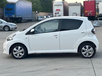 Toyota AYGO 1.0 VVT-i Fire Euro 5 5dr