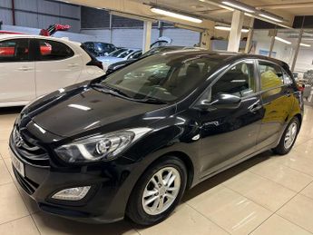 Hyundai i30 1.6 CRDi Active Auto Euro 5 5dr