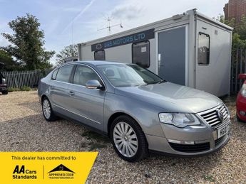 Volkswagen Passat 2.0 TDI BlueMotion Tech Highline Euro 5 (s/s) 4dr