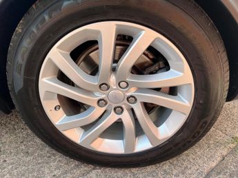 Land Rover Discovery 3.0 SD V6 HSE Auto 4WD Euro 6 (s/s) 5dr