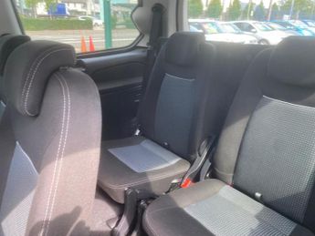 Ford Galaxy 2.0 TDCi Zetec Powershift Euro 5 5dr