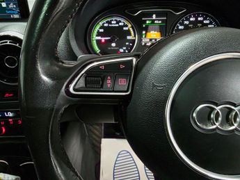 Audi A3 1.4 TFSI e-tron Sportback e-S Tronic Euro 6 5dr 8.8kWh