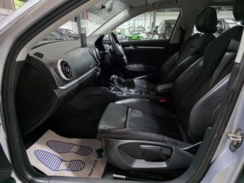 Audi A3 1.4 TFSI e-tron Sportback e-S Tronic Euro 6 5dr 8.8kWh