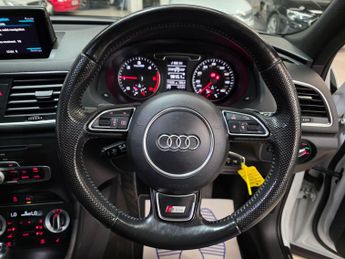Audi Q3 2.0 TDI S line S Tronic quattro Euro 5 (s/s) 5dr