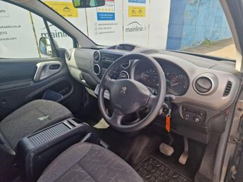 Peugeot Partner Tepee 1.6 BlueHDi Active ETG Euro 6 (s/s) 5dr