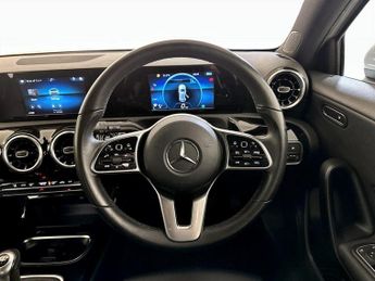 Mercedes-Benz A Class 1.3 A180 SE Euro 6 (s/s) 5dr