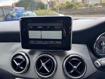 Mercedes-Benz GLA 2.1 GLA220 CDI AMG Line 7G-DCT 4MATIC Euro 6 (s/s) 5dr