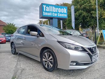 Nissan Leaf 40kWh Acenta Auto 5dr