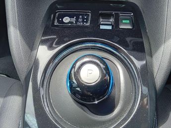 Nissan Leaf 40kWh Acenta Auto 5dr