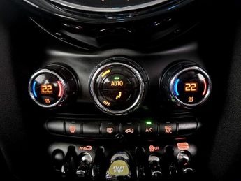 MINI Electric Hatch Cooper SE 32.6kWh Level 1 Auto 3dr