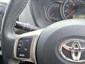 Toyota Yaris 1.33 Dual VVT-i Icon Euro 6 5dr