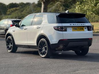 Land Rover Discovery Sport 2.0 TD4 HSE Black Auto 4WD Euro 6 (s/s) 5dr