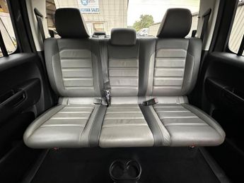 Volkswagen Amarok 3.0 TDI V6 BlueMotion Tech Highline Auto 4Motion Euro 6 (s/s) 4d
