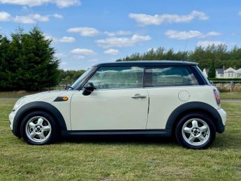 MINI Hatch 1.6 Cooper Steptronic Euro 4 3dr