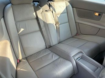 Volvo C70 2.4i SE Lux Geartronic 2dr