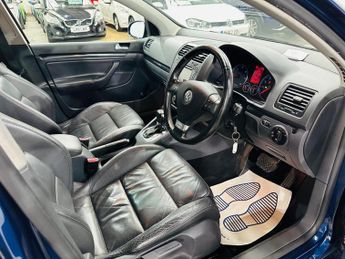 Volkswagen Golf 2.0 TDI DPF GT Sport DSG 5dr