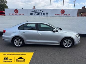 Volkswagen Jetta 1.6 TDI BlueMotion Tech SE Euro 5 (s/s) 4dr