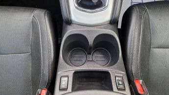 Nissan Qashqai 1.6 dCi N-Connecta XTRON 2WD Euro 6 (s/s) 5dr